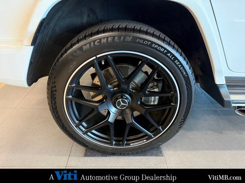 Certified 2022 Mercedes-Benz G 63 AMG 4MATIC image 11