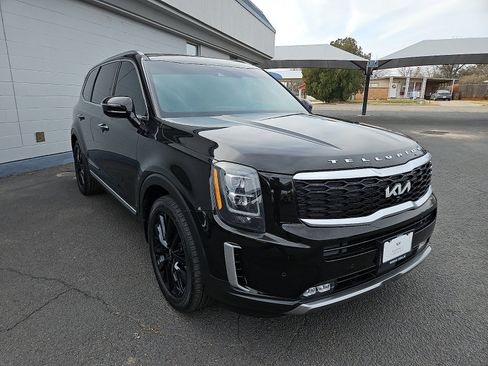 Used 2022 Kia Telluride SX w/ SX Prestige Package image 5