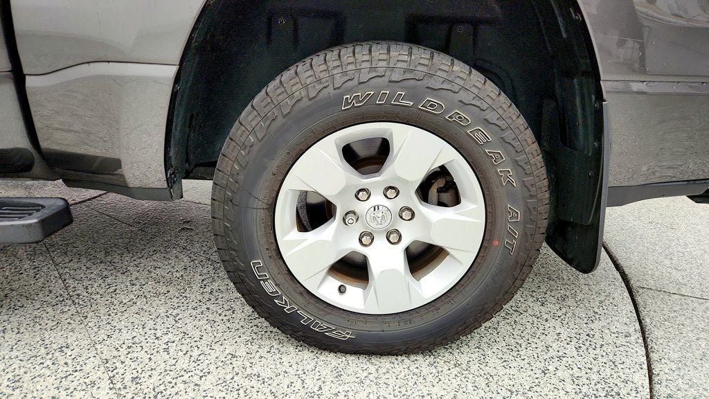 Used 2023 RAM 1500 Big Horn AWD/4WD image 9