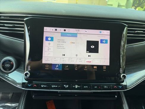 Used 2022 Jeep Wagoneer Series III w/ Flexible Seating Group AWD/4WD image 15