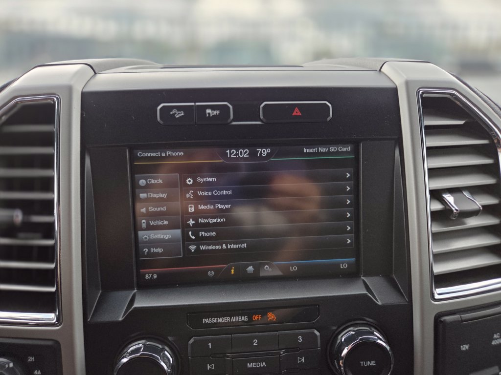 Used 2015 Ford F150 Lariat AWD/4WD image 20