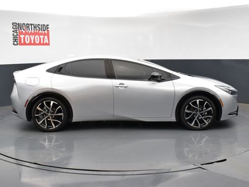 Used 2024 Toyota Prius Prime image 5