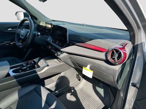 New 2026 Chevrolet Equinox RS image 21