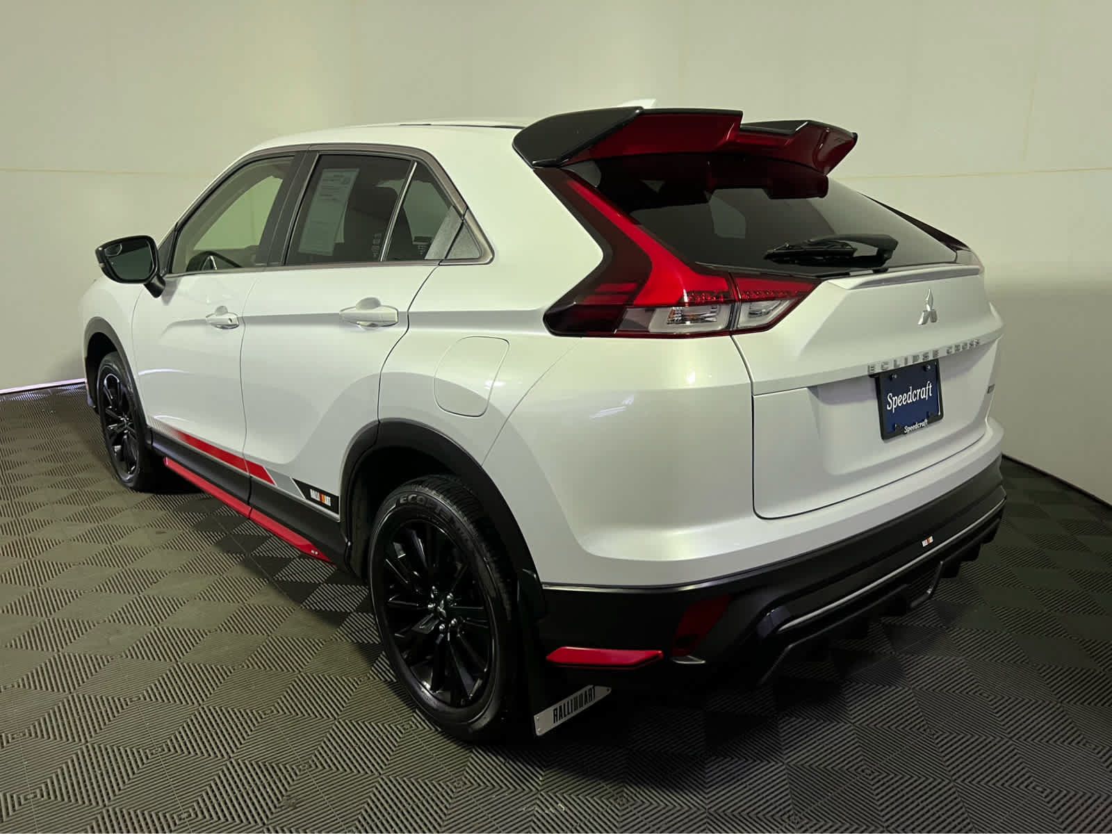 Used 2023 Mitsubishi Eclipse Cross Ralliart AWD/4WD image 5