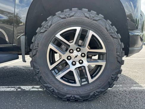 Used 2020 Chevrolet Silverado 1500 LT Trail Boss image 11