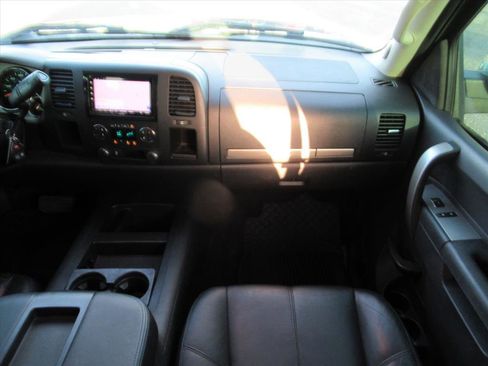 Used 2013 Chevrolet Silverado 1500 LT image 14