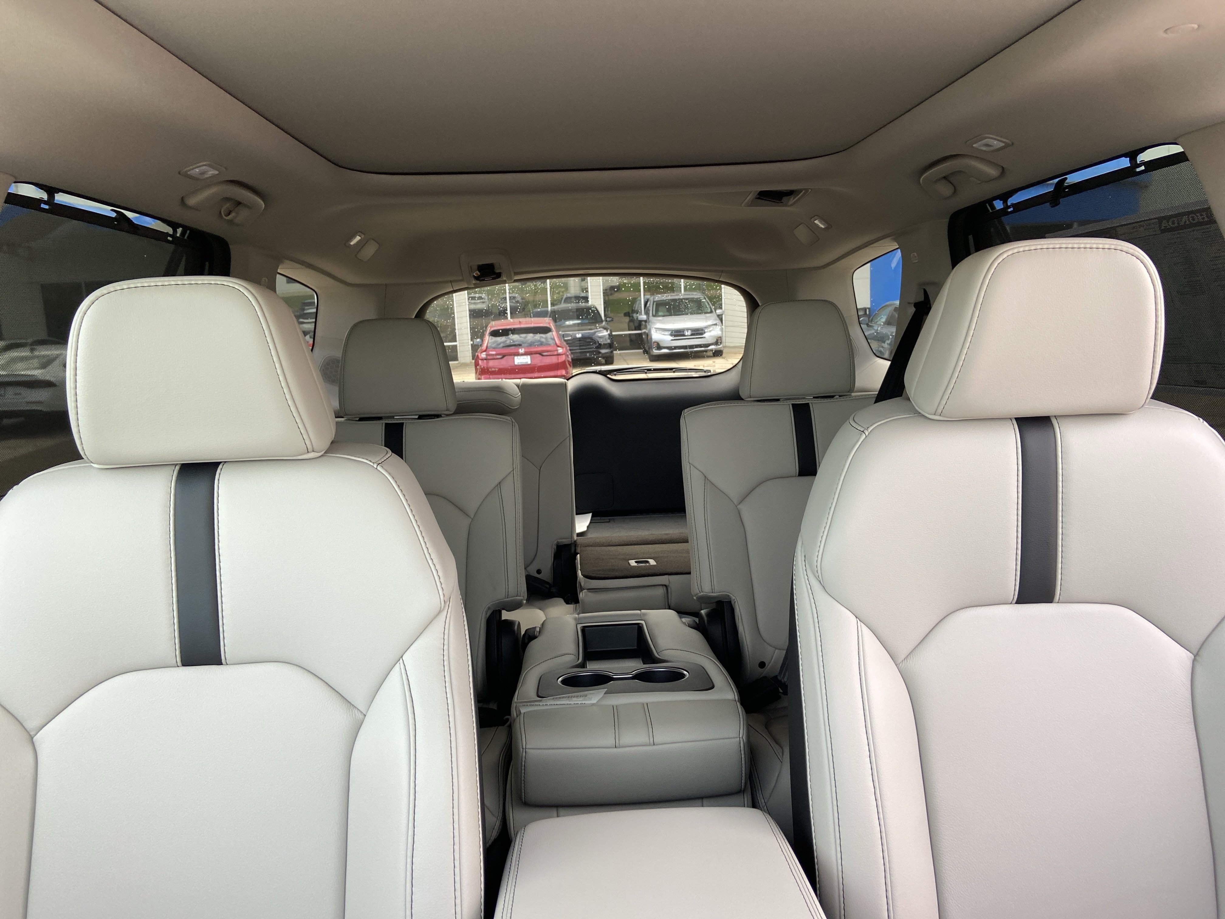 New 2026 Honda Pilot Touring image 24