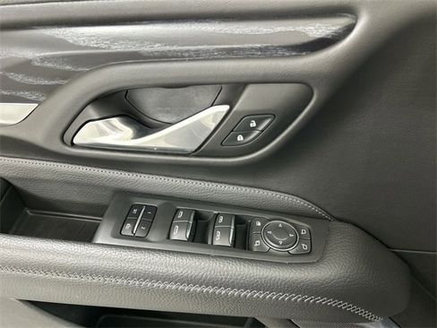 Used 2022 GMC Yukon XL Denali w/ Max Trailering Package image 11