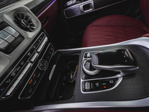 Used 2021 Mercedes-Benz G 63 AMG 4MATIC image 33