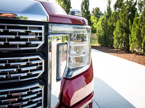 Used 2020 GMC Sierra 3500 Denali w/ Denali Ultimate Package AWD/4WD image 5