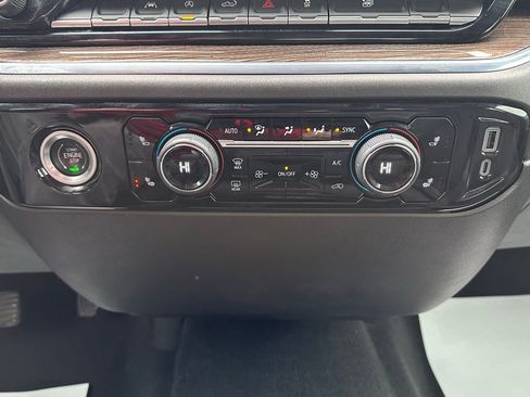 Used 2024 Chevrolet Silverado 1500 LT image 21