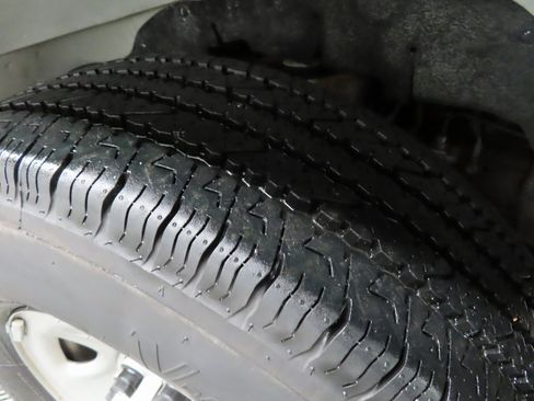 Used 2021 Chevrolet Express 2500 Work Van w/ Driver Convenience Package image 7