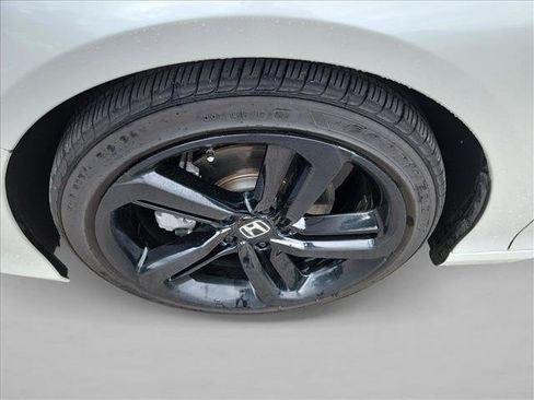 Used 2022 Honda Accord Sport Special Edition image 9