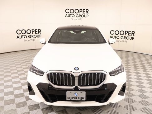 Used 2026 BMW 530i RWD image 10