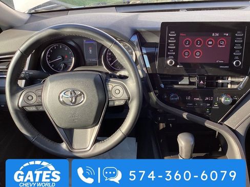 Used 2024 Toyota Camry SE image 13