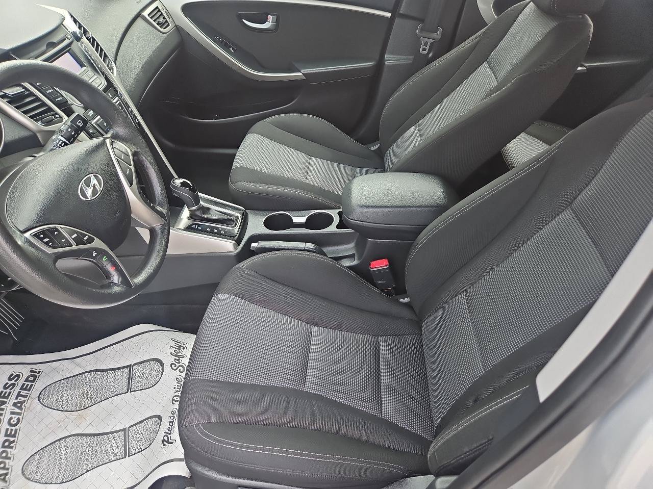 Used 2013 Hyundai Elantra GT FWD image 12