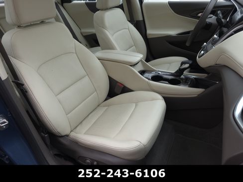 Used 2024 Chevrolet Malibu LT FWD image 37