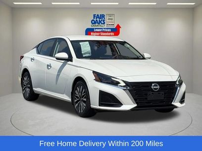 Used 2023 Nissan Altima 2.5 SV