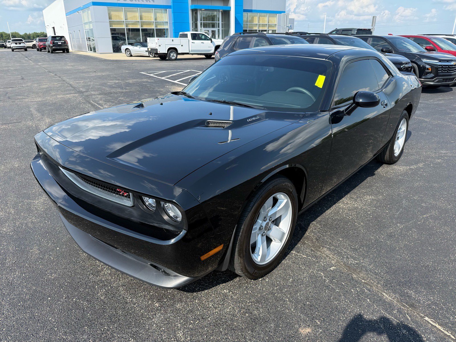 Used 2014 Dodge Challenger R/T w/ Electronics Convenience Group RWD image 9