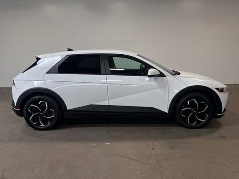 Used 2024 Hyundai Ioniq 5 SEL RWD image 2