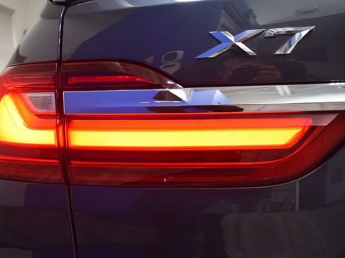 Used 2020 BMW X7 xDrive40i w/ Premium Package image 33