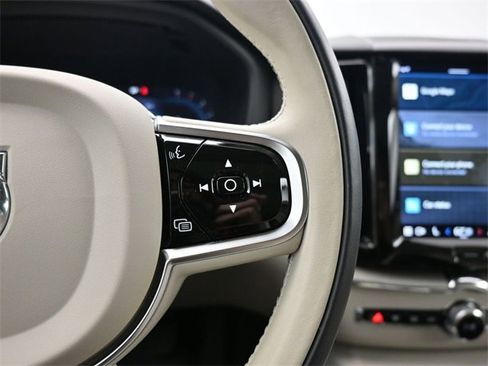 Used 2023 Volvo XC60 B5 Plus w/ Protection Package image 24