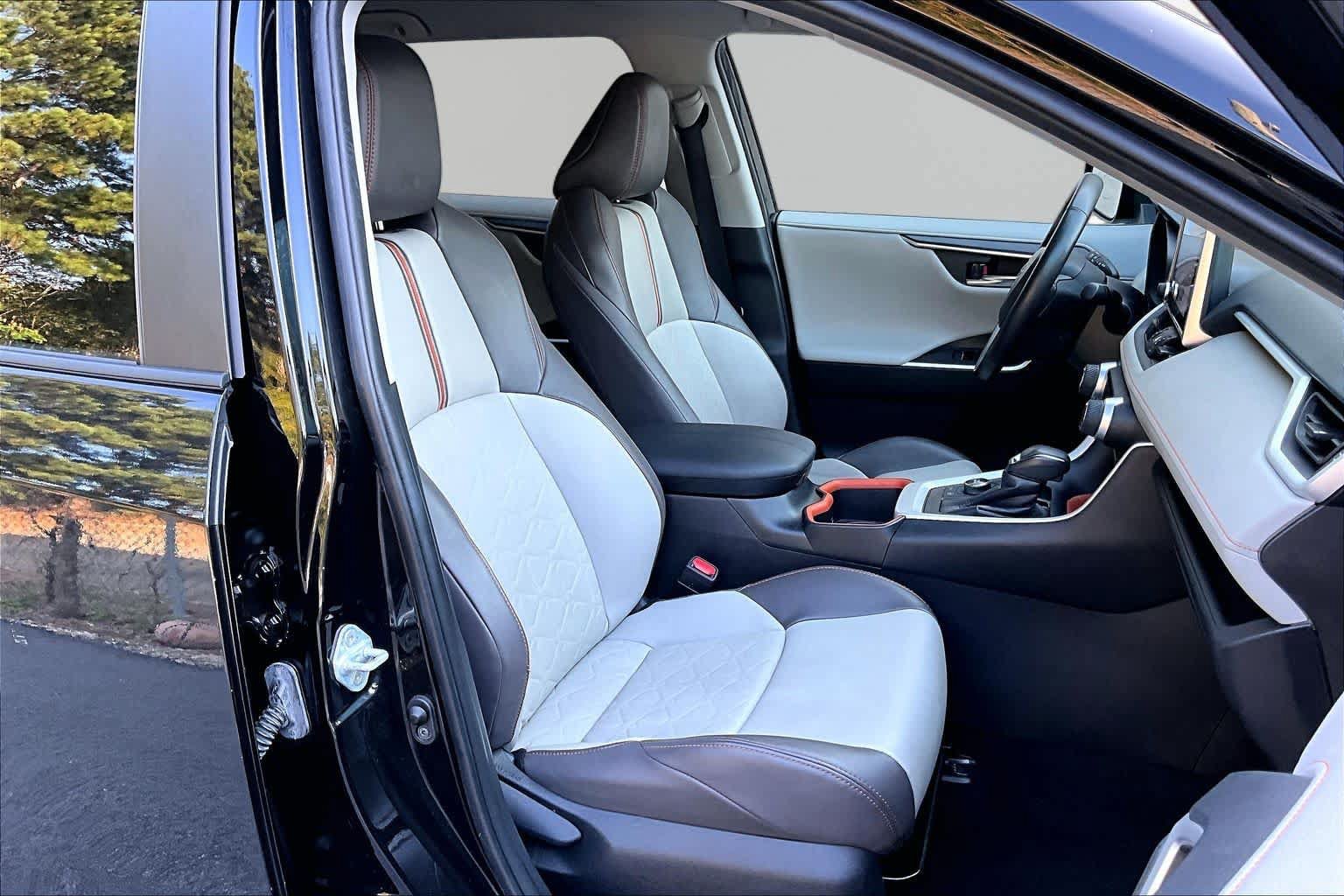 Certified 2024 Toyota RAV4 Adventure AWD/4WD image 9
