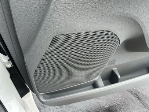 Used 2014 Toyota Sienna XLE image 24