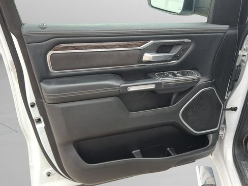 Used 2020 RAM 1500 Laramie AWD/4WD image 17