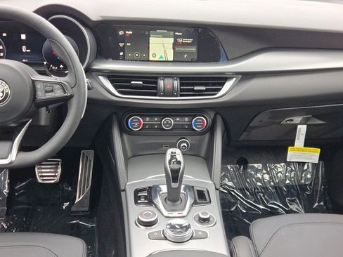 New 2025 Alfa Romeo Stelvio Sprint w/ Veloce Package image 20