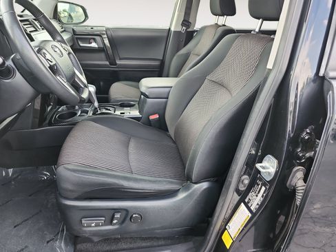 Used 2023 Toyota 4Runner TRD Off-Road AWD/4WD image 9