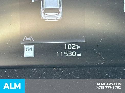 Used 2025 Kia Soul LX w/ LX Technology Package FWD image 32