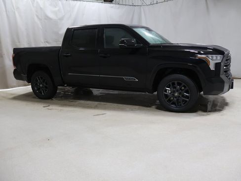 New 2026 Toyota Tundra Platinum AWD/4WD image 6