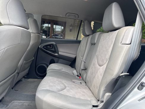 Used 2012 Toyota RAV4 4WD w/ Value Pkg image 11