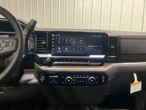 New 2026 GMC Sierra 1500 Elevation image 14