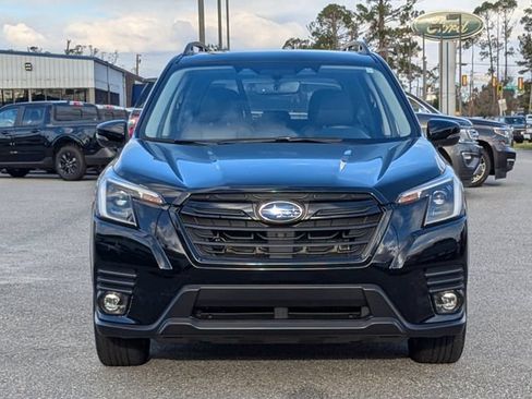 Used 2024 Subaru Forester Limited AWD/4WD image 9