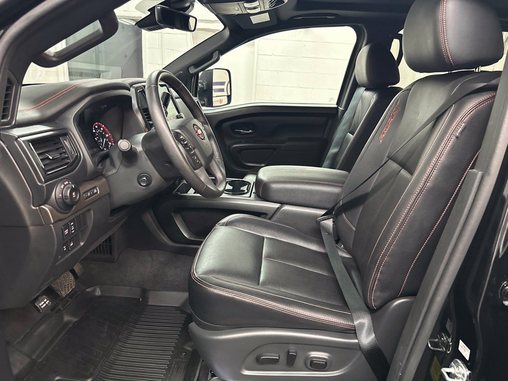 Used 2024 Nissan Titan PRO-4X w/ Pro-4x Convenience Package AWD/4WD image 20