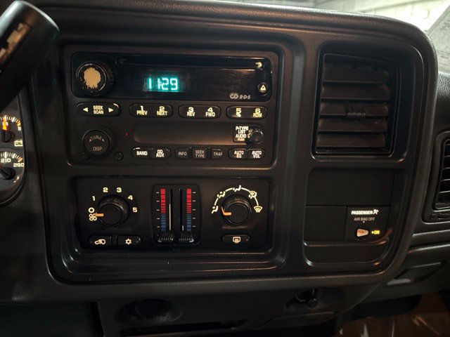 Used 2003 GMC Sierra 2500 SLE w/ Snow Plow Prep Package AWD/4WD image 26