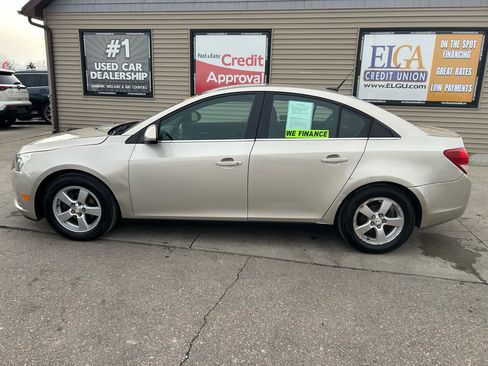 Used 2014 Chevrolet Cruze LT image 8