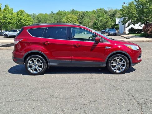 Used 2016 Ford Escape SE w/ SE Leather Comfort Package AWD/4WD image 10