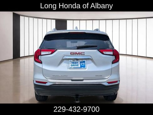 Used 2022 GMC Terrain SLT AWD/4WD image 7