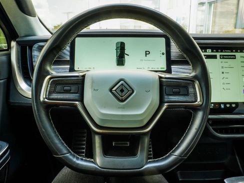 Used 2022 Rivian R1T Adventure AWD/4WD image 14