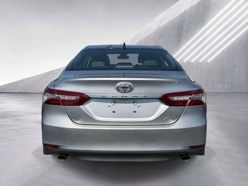 Used 2019 Toyota Camry XLE w/ Driver Assist Package FWD image 6