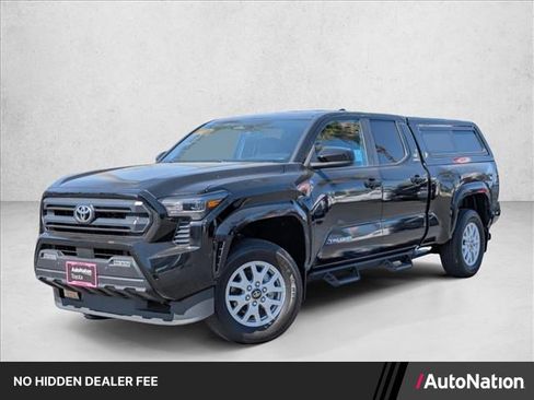 Used 2024 Toyota Tacoma SR5 AWD/4WD image 1