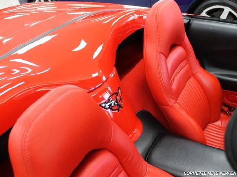 Used 2004 Chevrolet Corvette Convertible w/ Preferred Equipment Group image 35