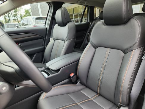 Certified 2025 MAZDA CX-50 AWD 2.5 Hybrid w/ Premium Pkg image 7