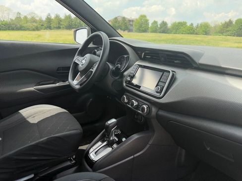 Used 2020 Nissan Kicks S FWD image 22