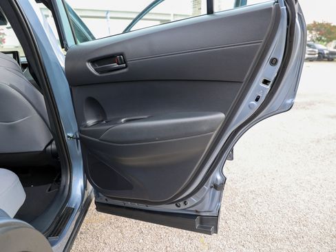 Used 2024 Toyota Corolla Cross AWD Hybrid image 37