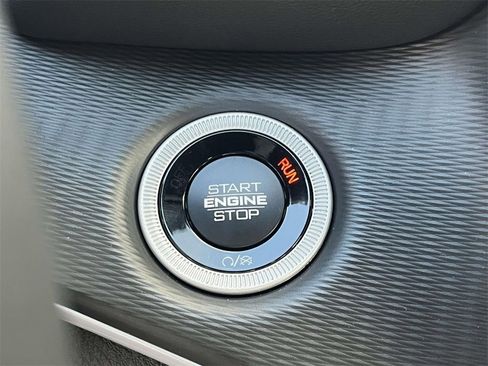 New 2025 Jeep Grand Cherokee Laredo w/ Luxury Tech Group I image 27