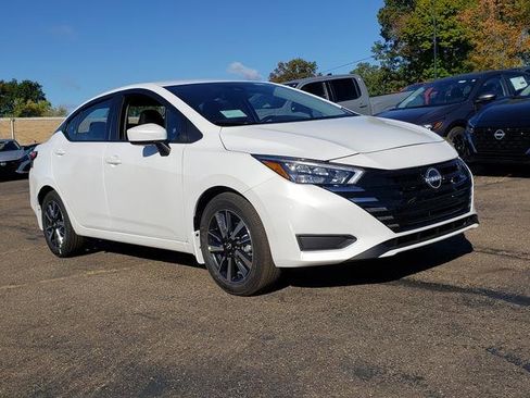 New 2025 Nissan Versa SV w/ Trunk Package image 9